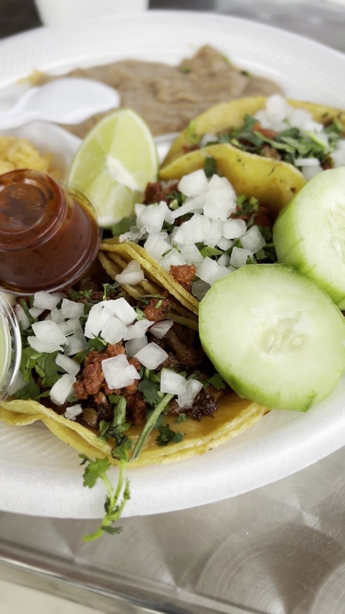 Ambro’s Tacos Y Más, photo 2