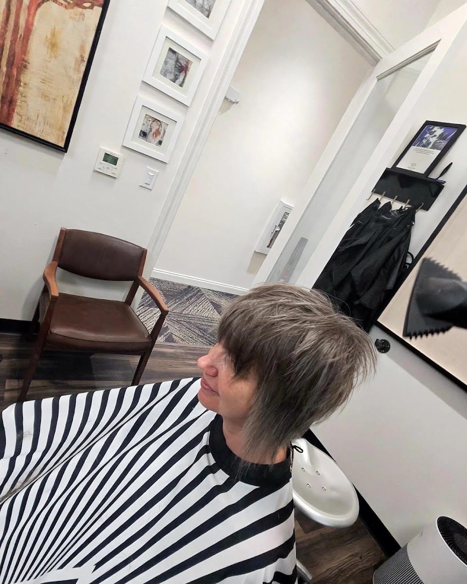 Scott Farmer Hair Salon