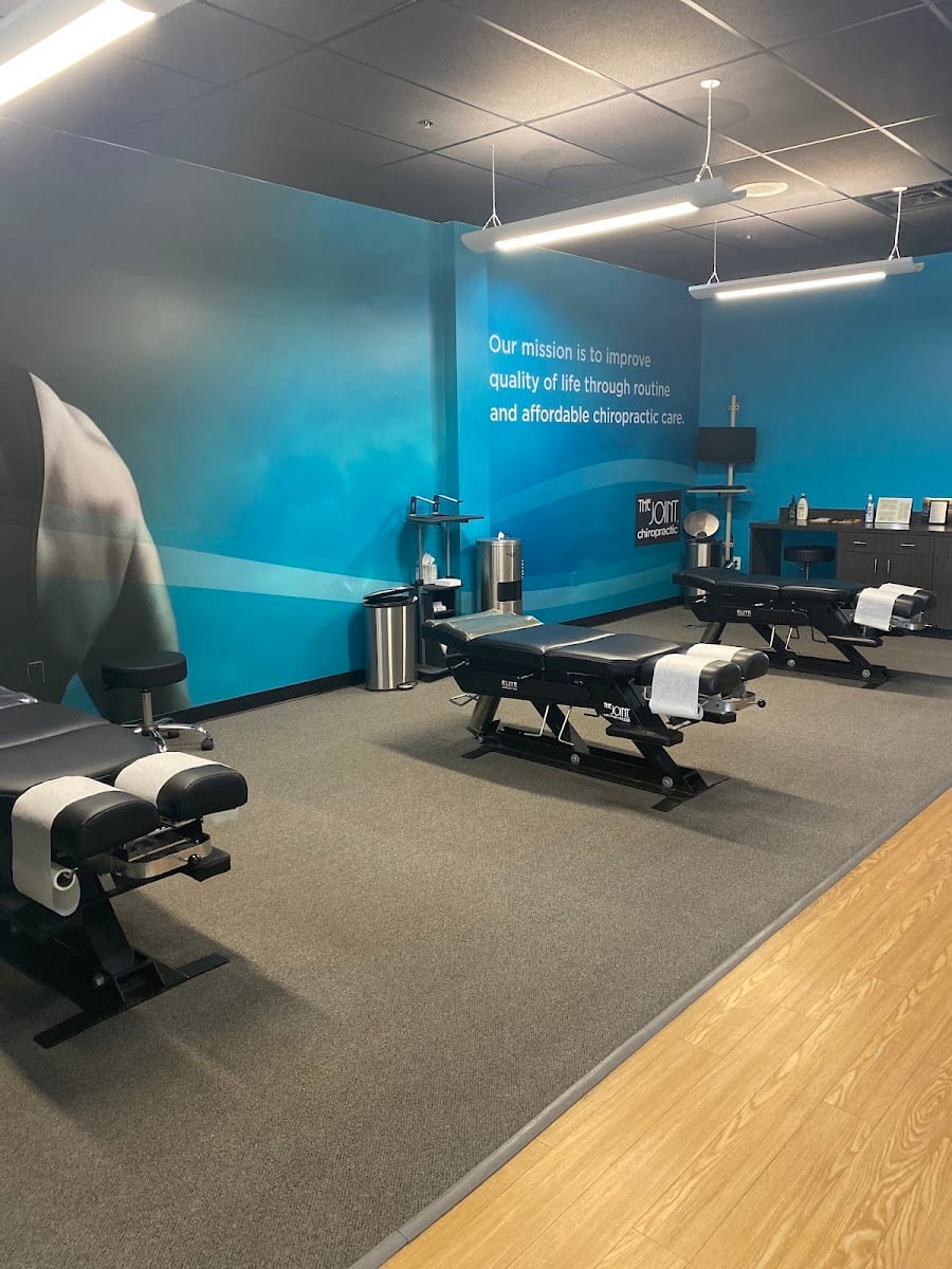 The Joint Chiropractic, photo 4