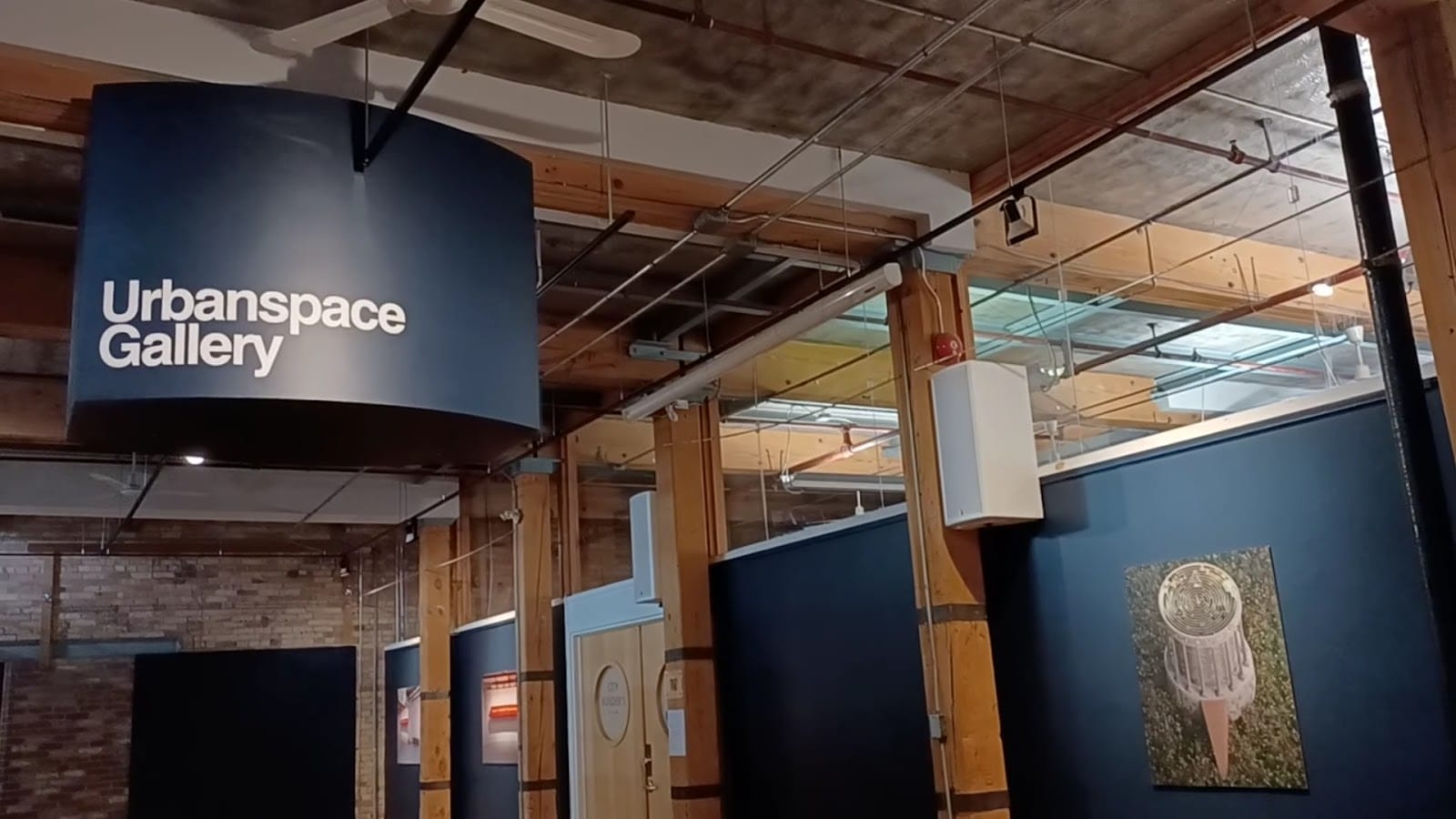 A Space Gallery, photo 2