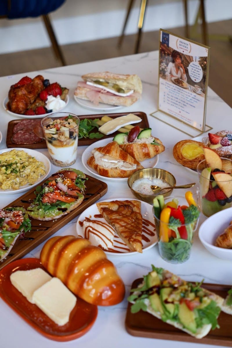 French Riviera Tropezienne Restaurant - Bakery