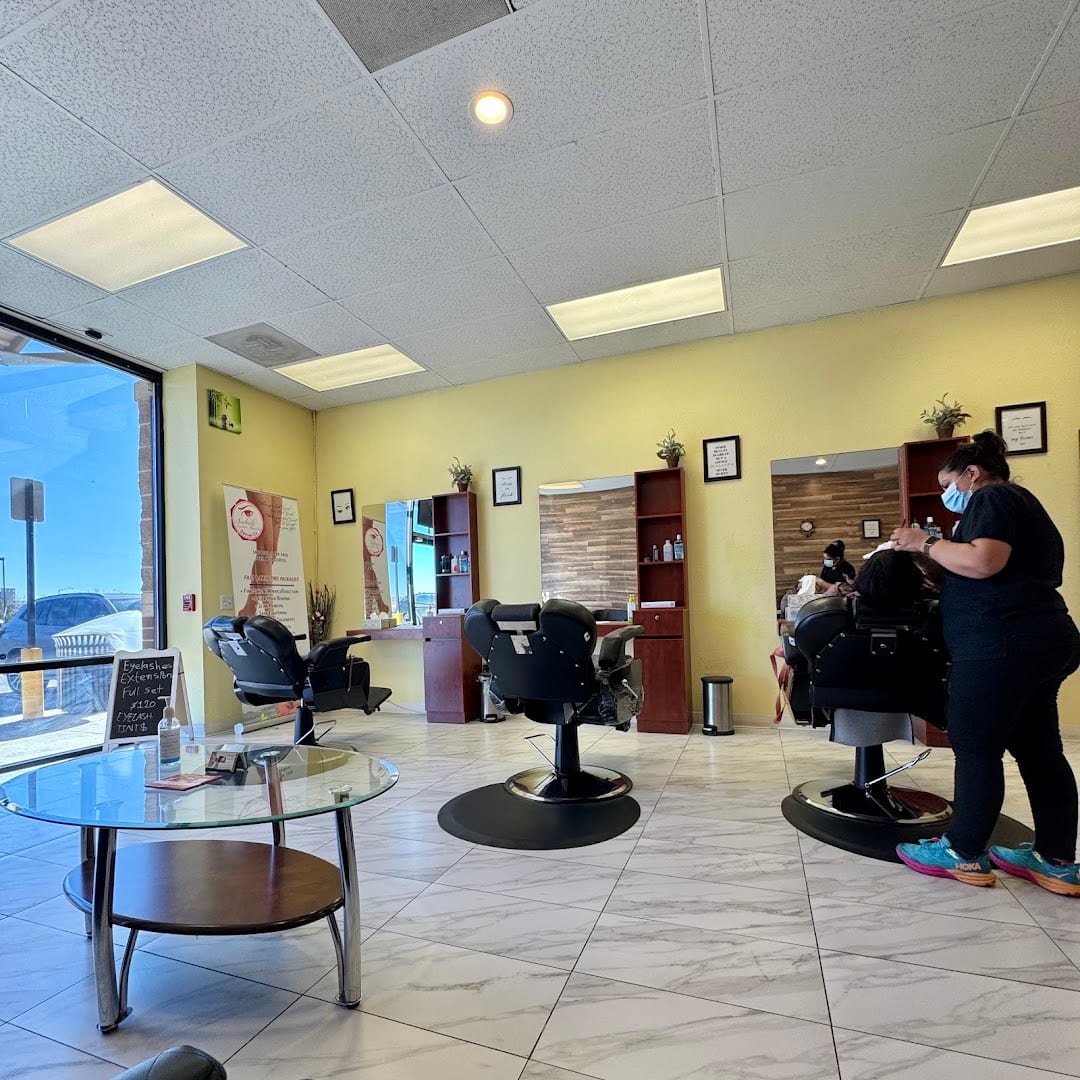 Saheli Eyebrow Threading Beauty Salon at Centennial