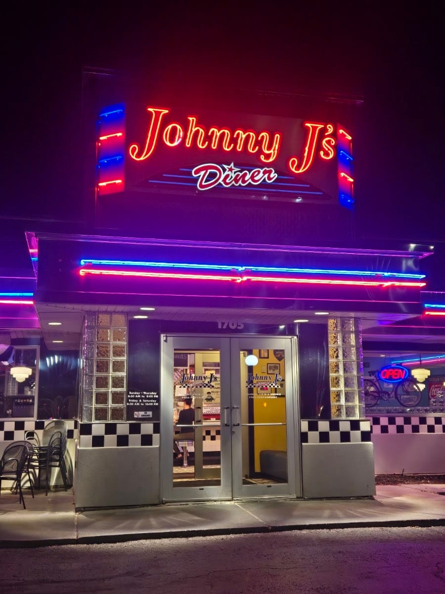 Johnny J's Diner, photo 2