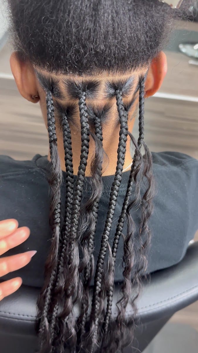 Kuddy African Hair Braiding, photo 3