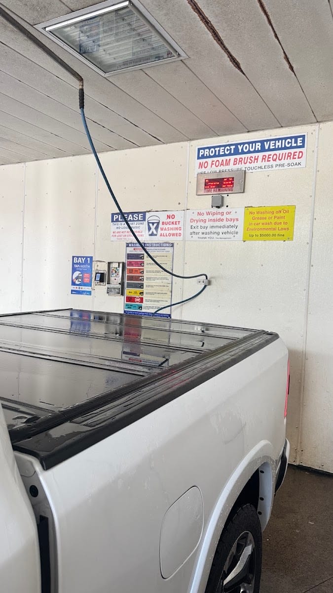 Weston Coin Car Wash, photo 3