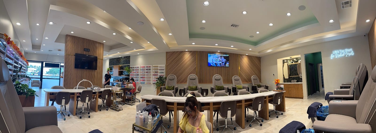 A3 Nails and Spa