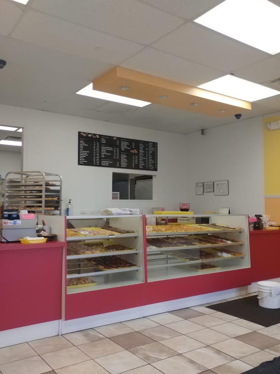 S J Donuts, photo 2
