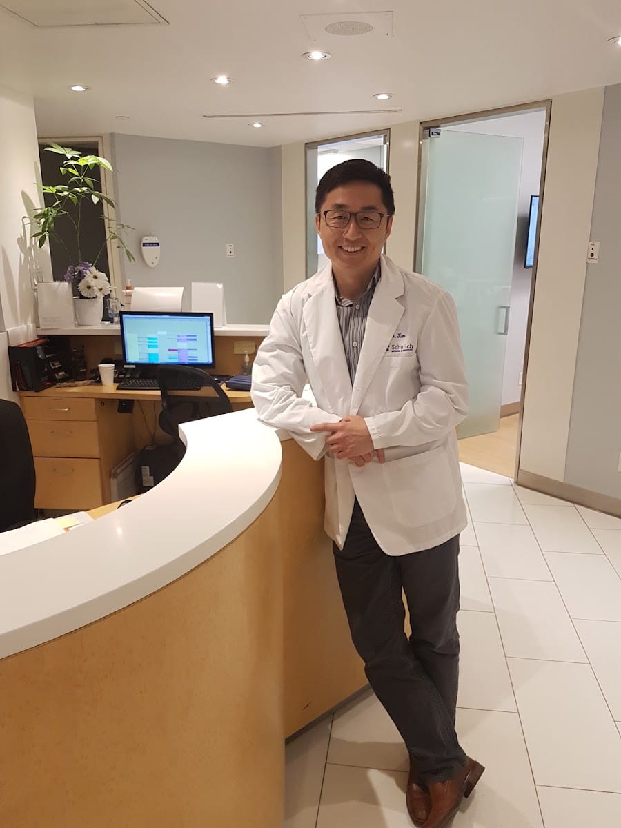 Yonge Sheppard Dental, photo 3