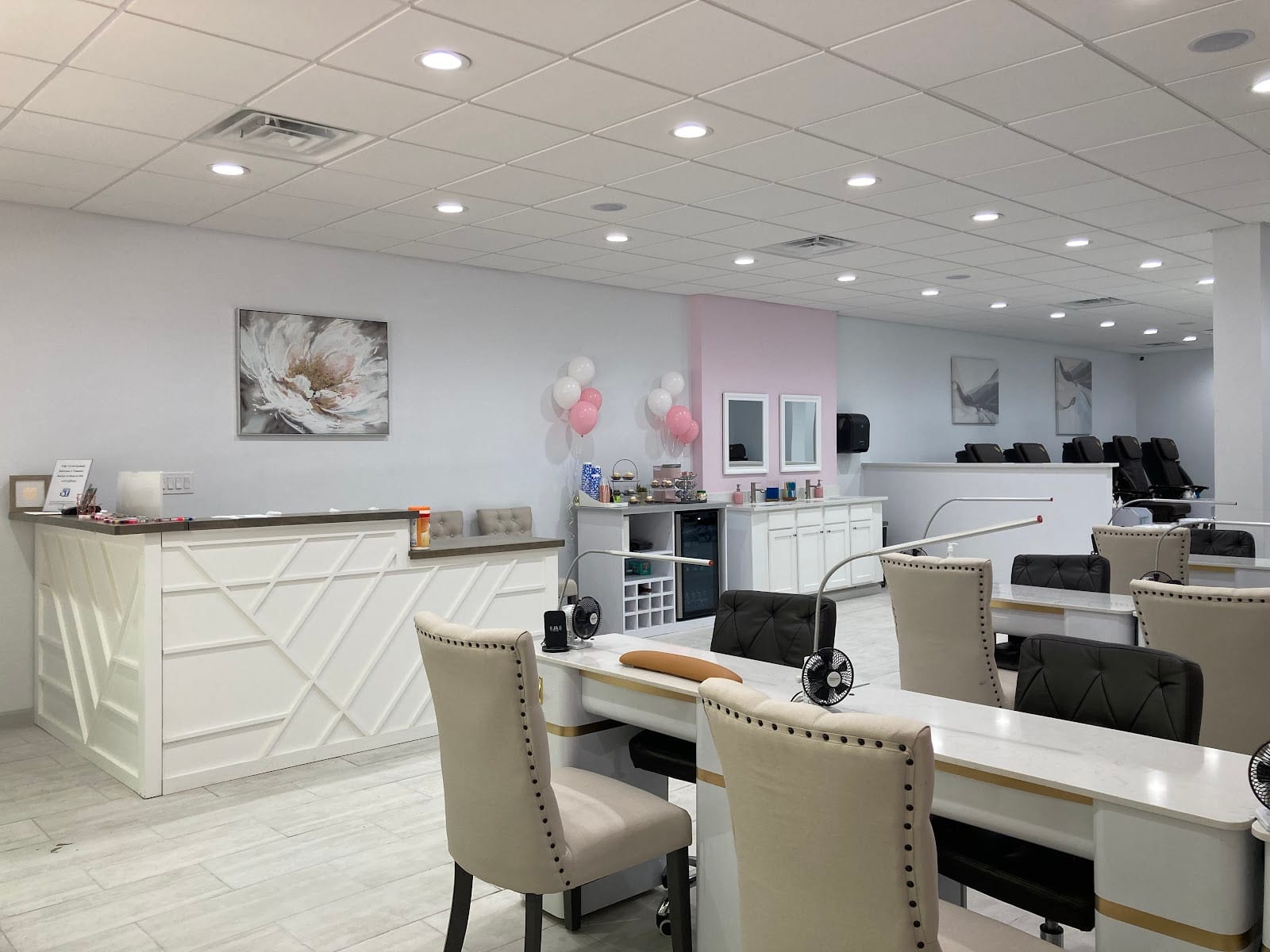 Blush Nail Bar, photo 2