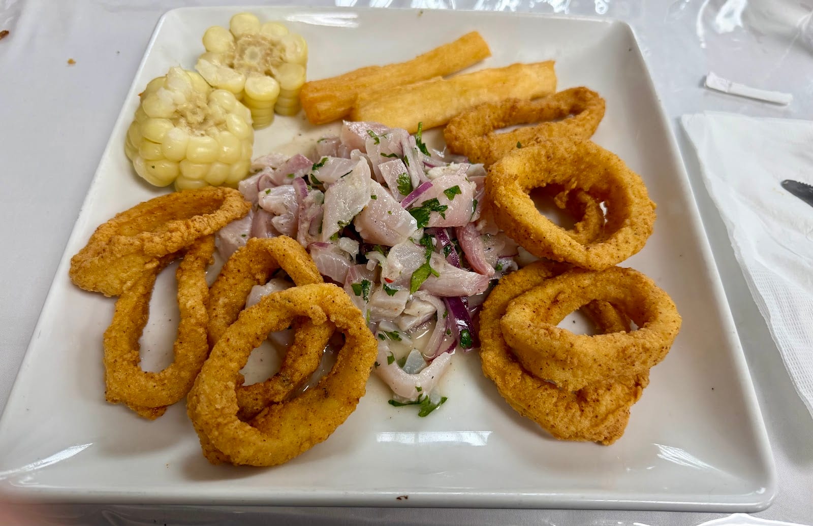 Antojitos Latinos