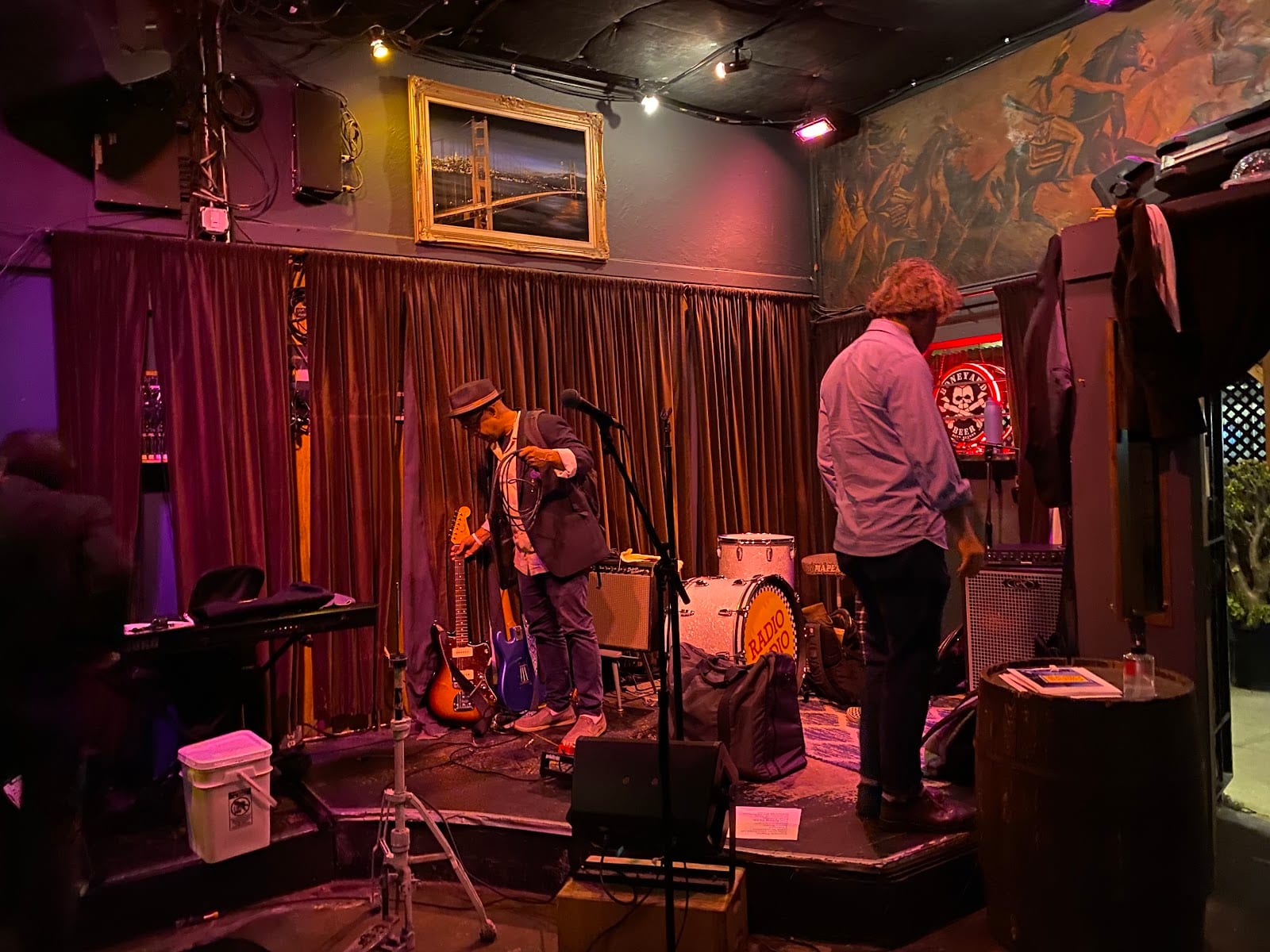 The Lucky Horseshoe, photo 3