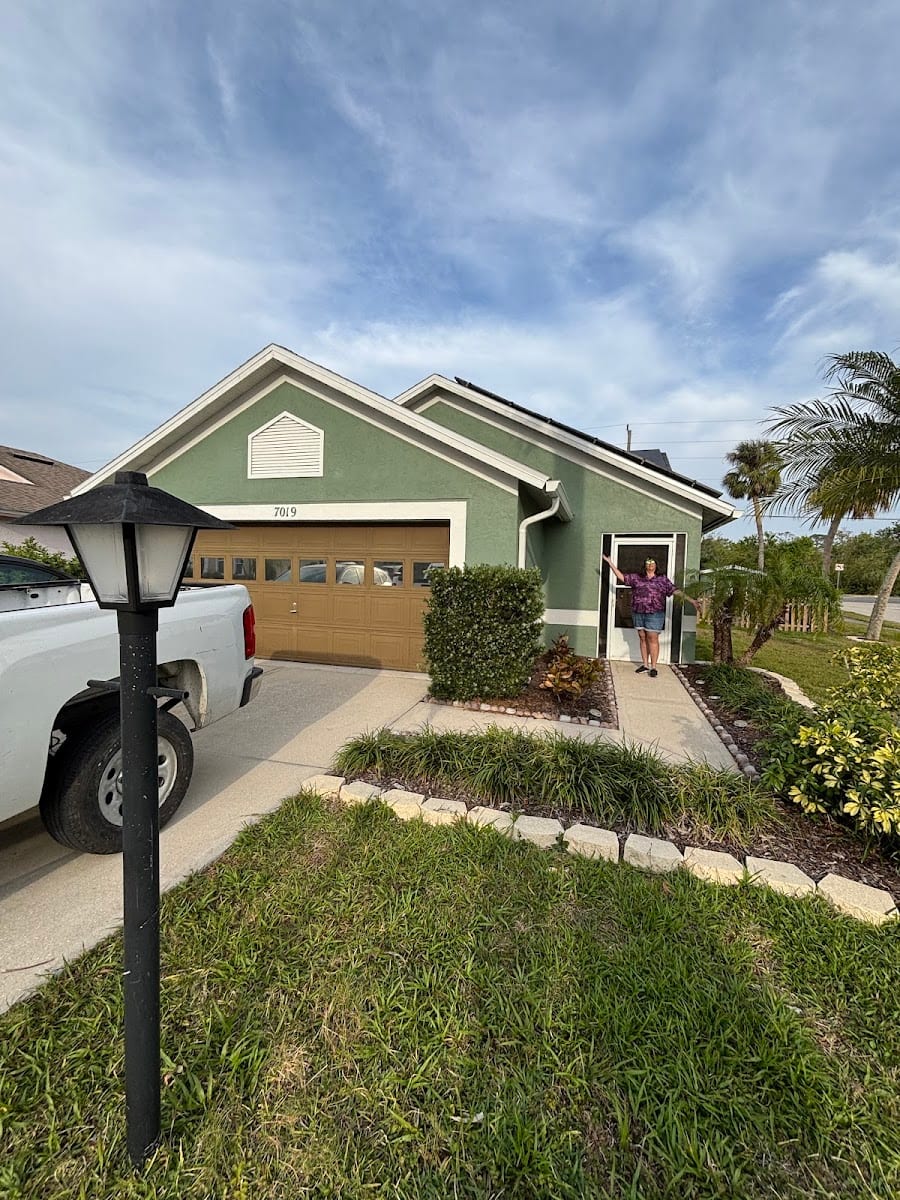 The AGNT Group, Realtor Lyndsey Ashley | KW Coastal Living II