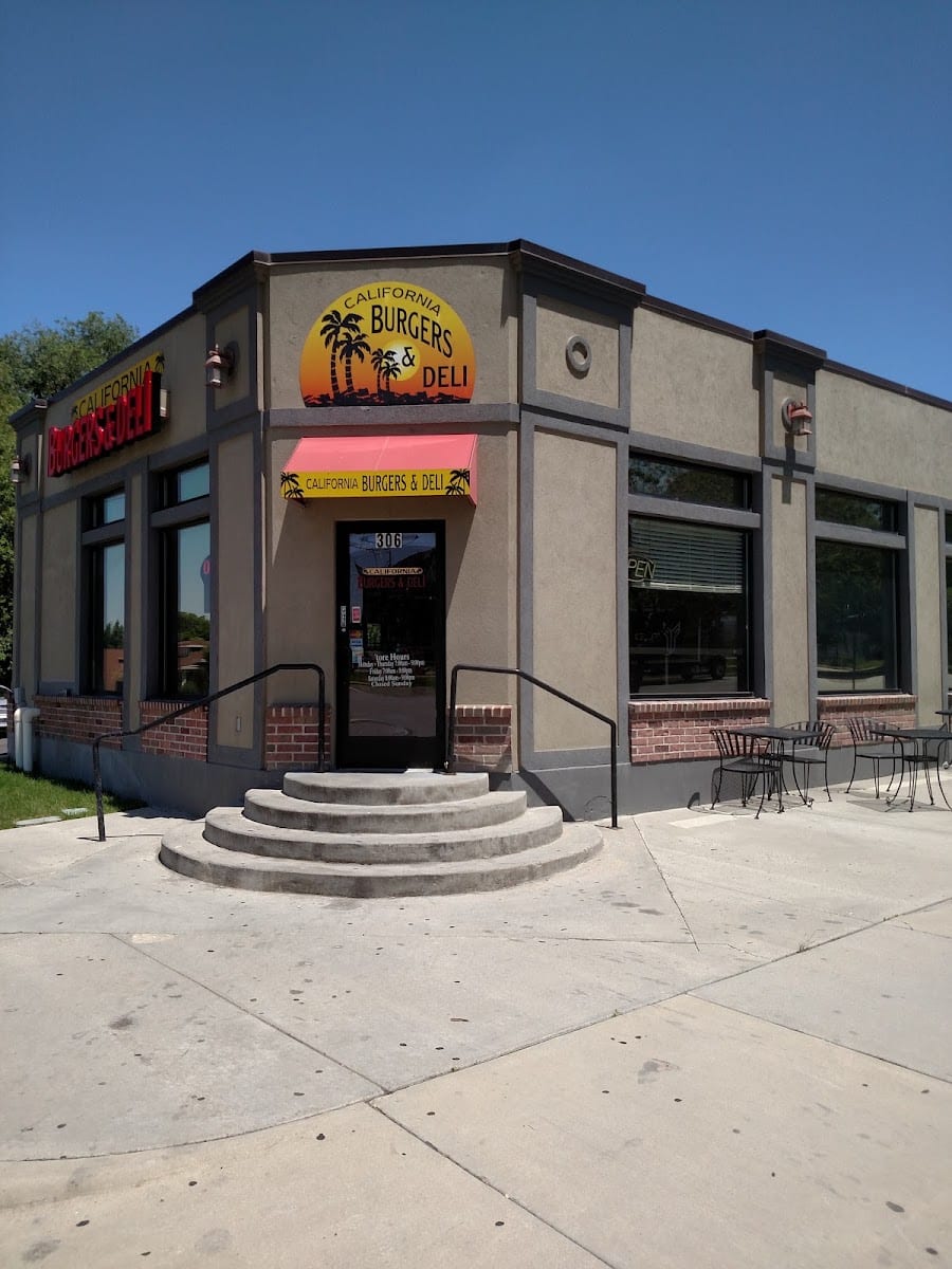 California Burgers & Deli, photo 2