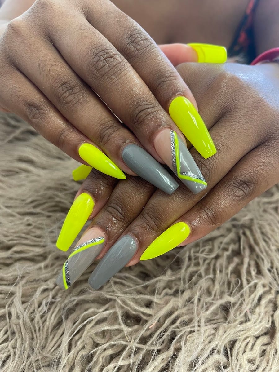 Nail Fever, photo 3