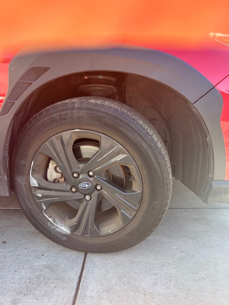 D B Auto Body Shop, photo 2