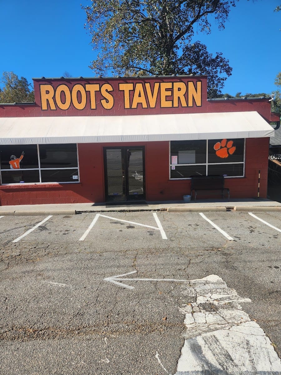 Roots Tavern, photo 2