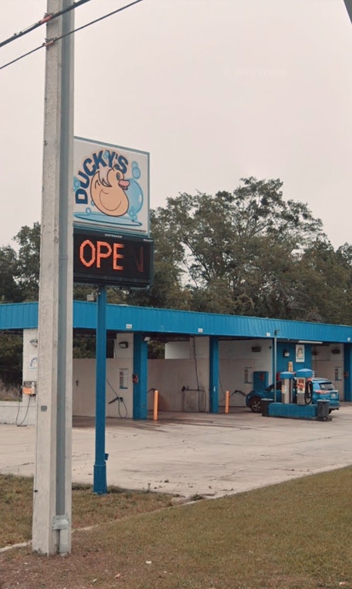 Ducky’s Car Wash