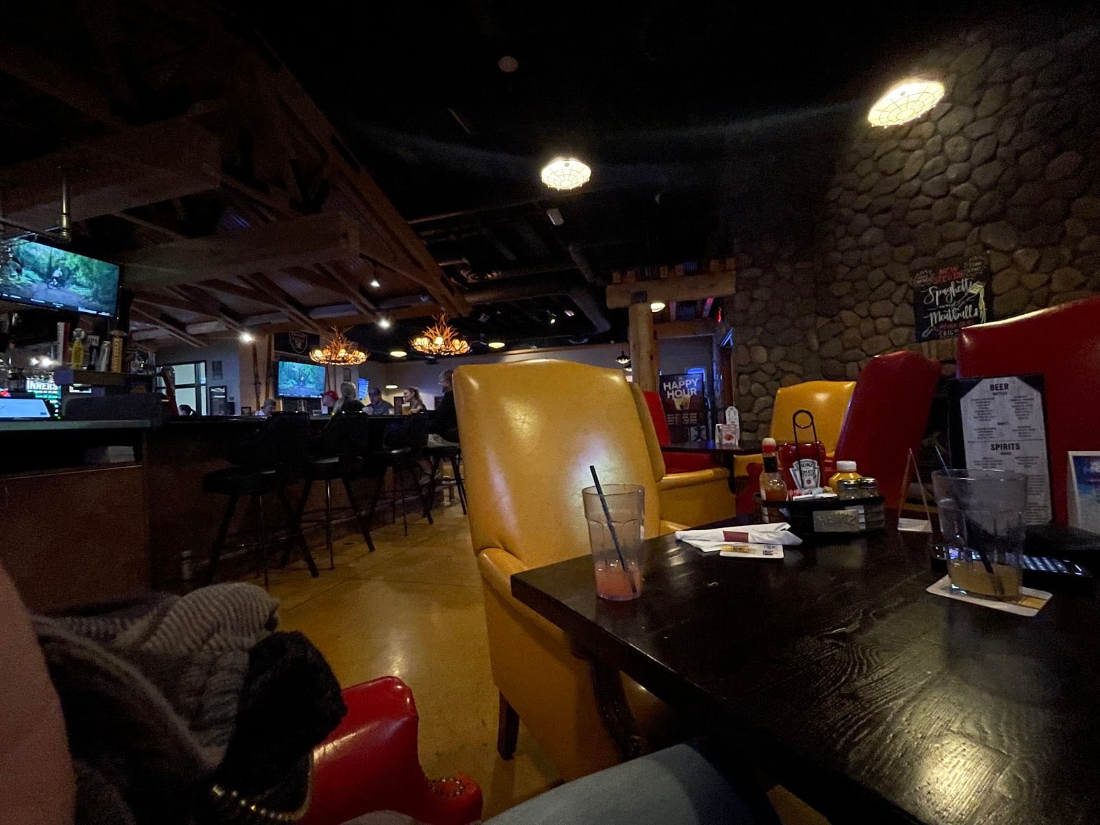Timbers Bar & Grill, photo 3