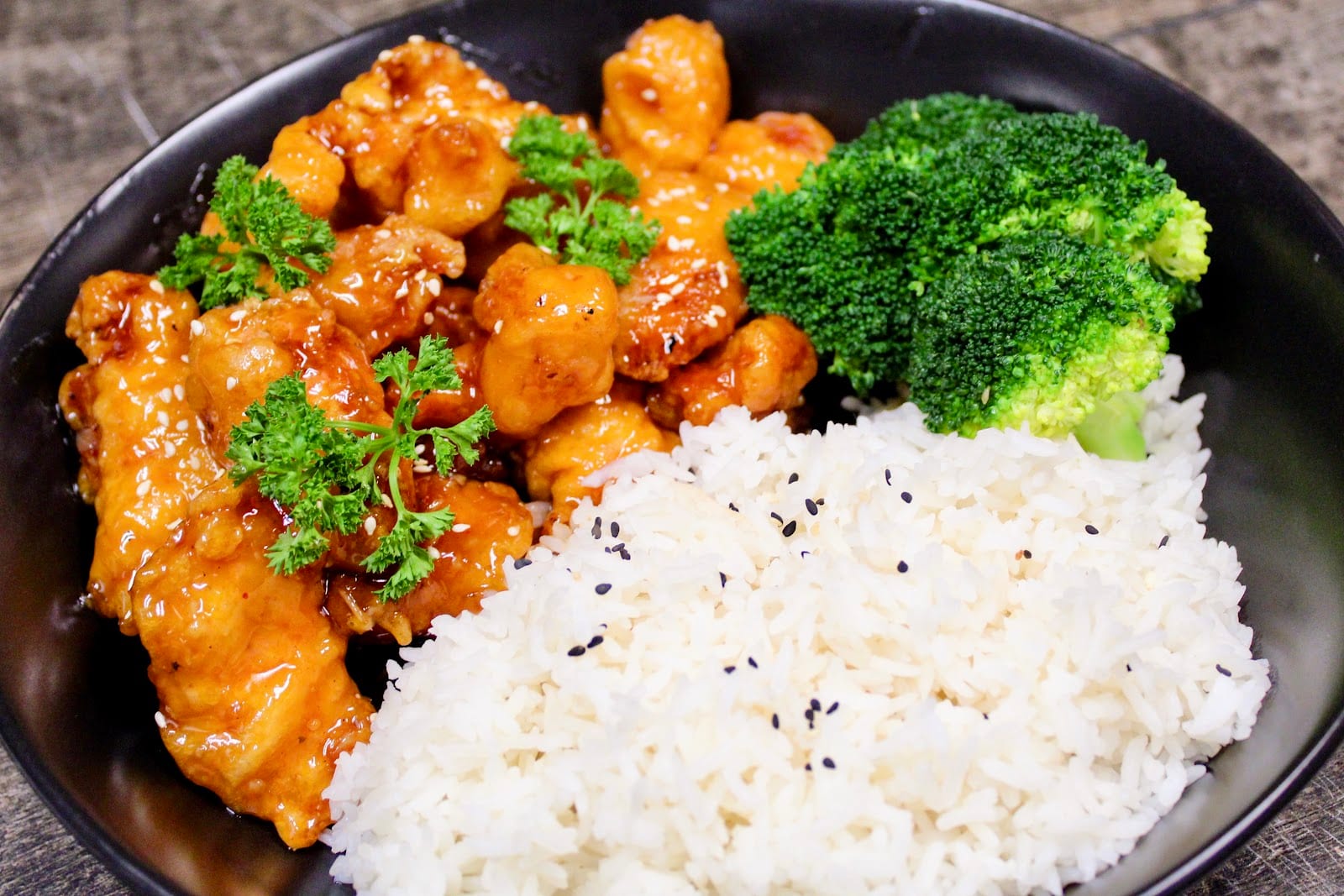 Estes Thai Restaurant