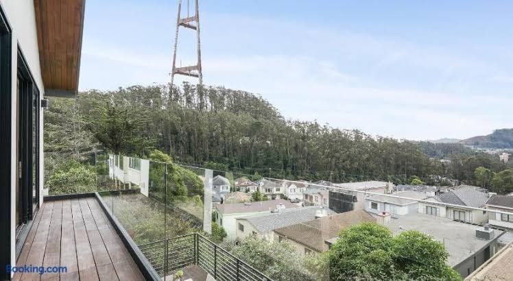 New Modern Spacious 4bdr Home by Golden Gate Park, photo 3