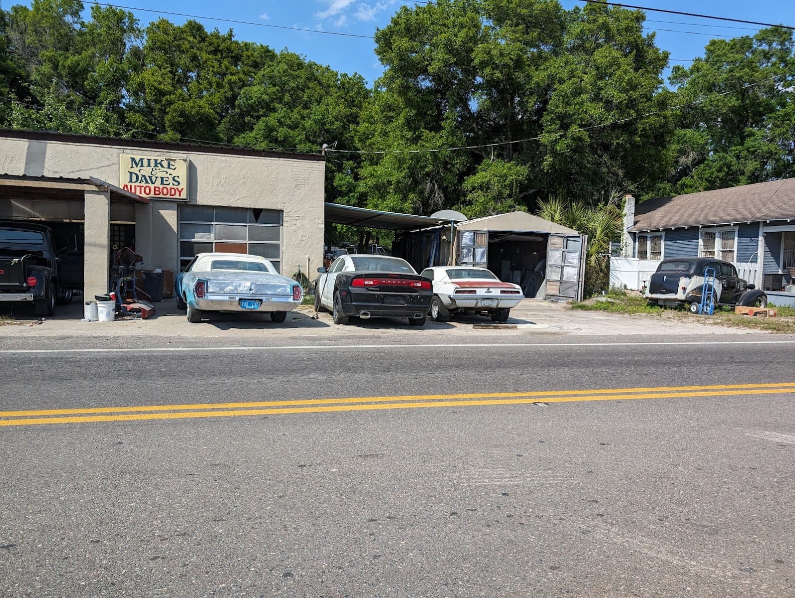 Dave's Auto Body, photo 3