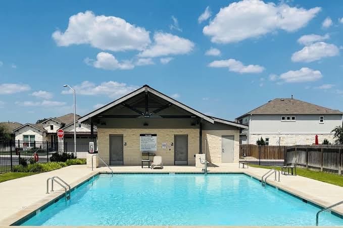 Round Rock Ranch, photo 3