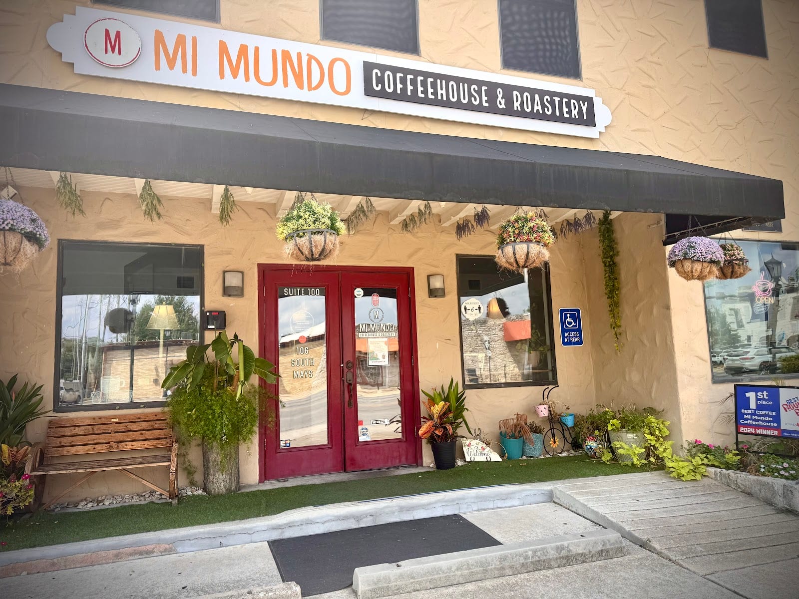 Mi Mundo Coffeehouse & Roastery, photo 2