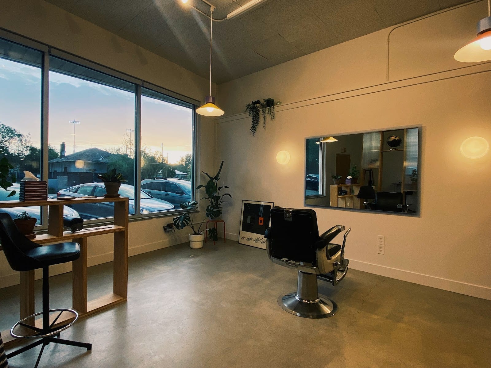 J. Clark Walker Barbershop💈
