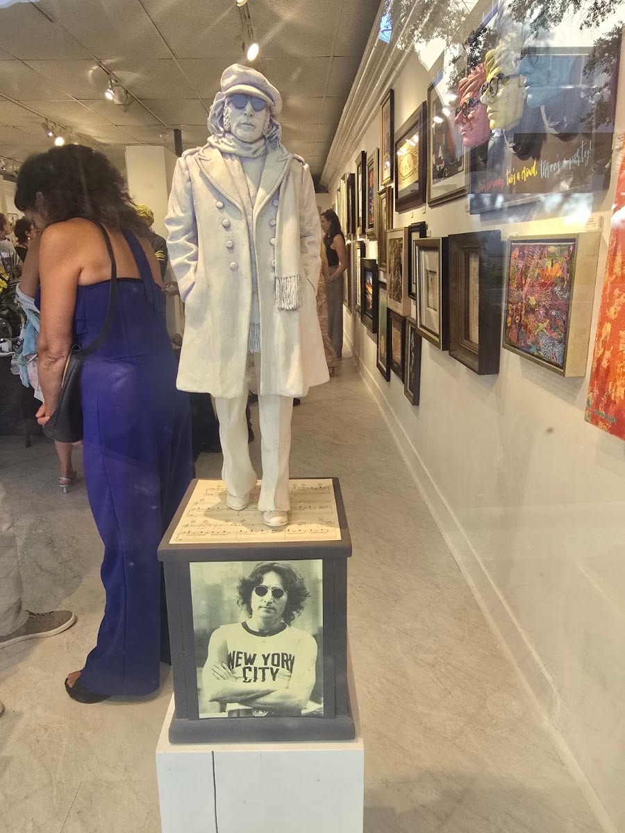 Art Avenue, photo 2