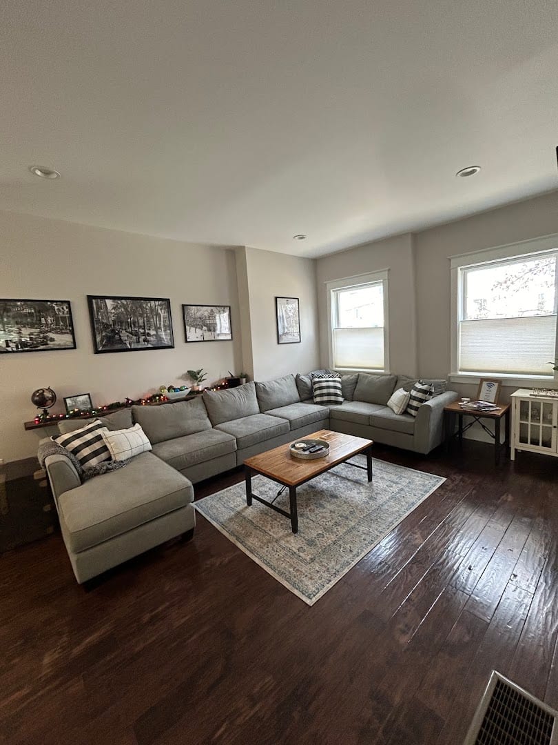 Racing City Realty, photo 3