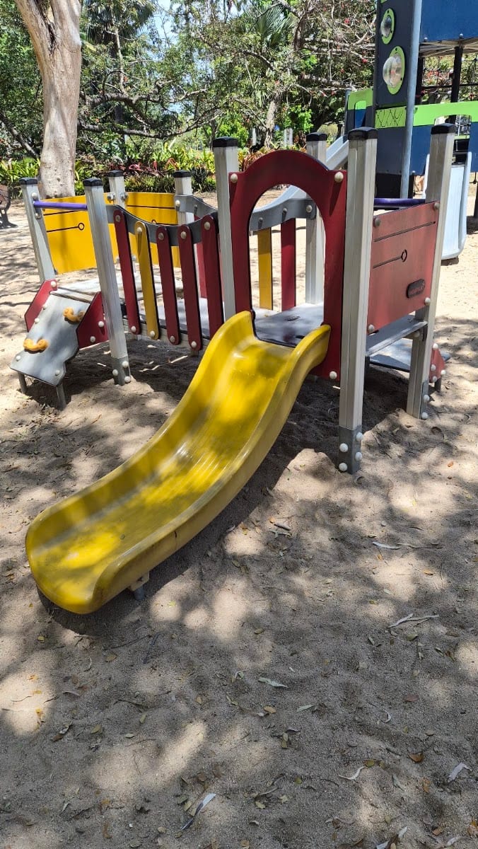 Queens Park Playground