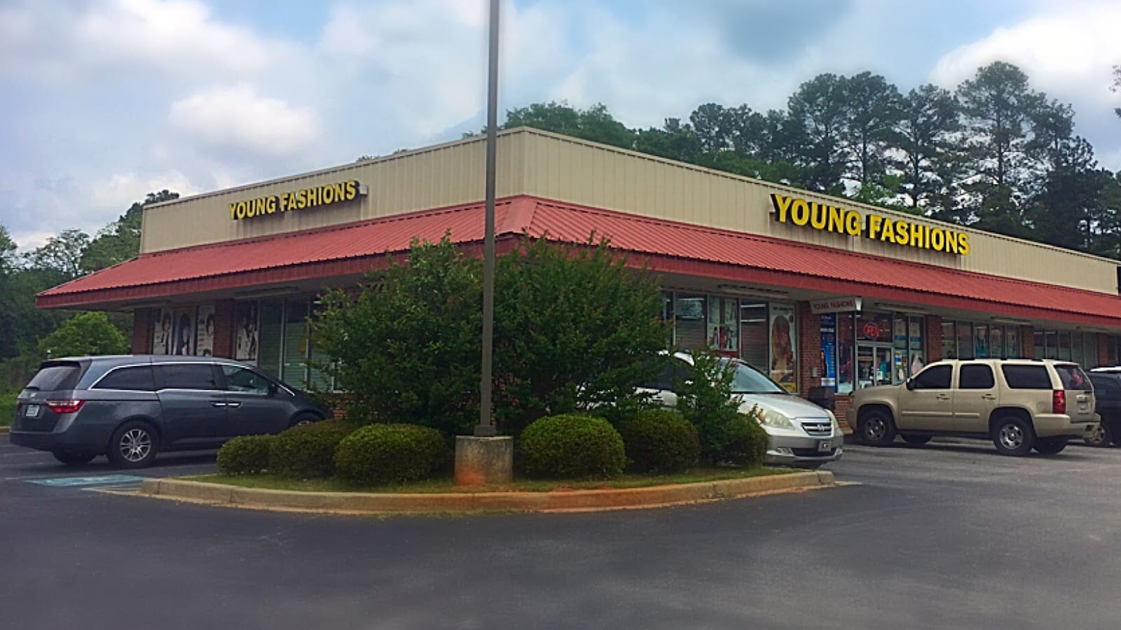 Young Fashions, photo 2