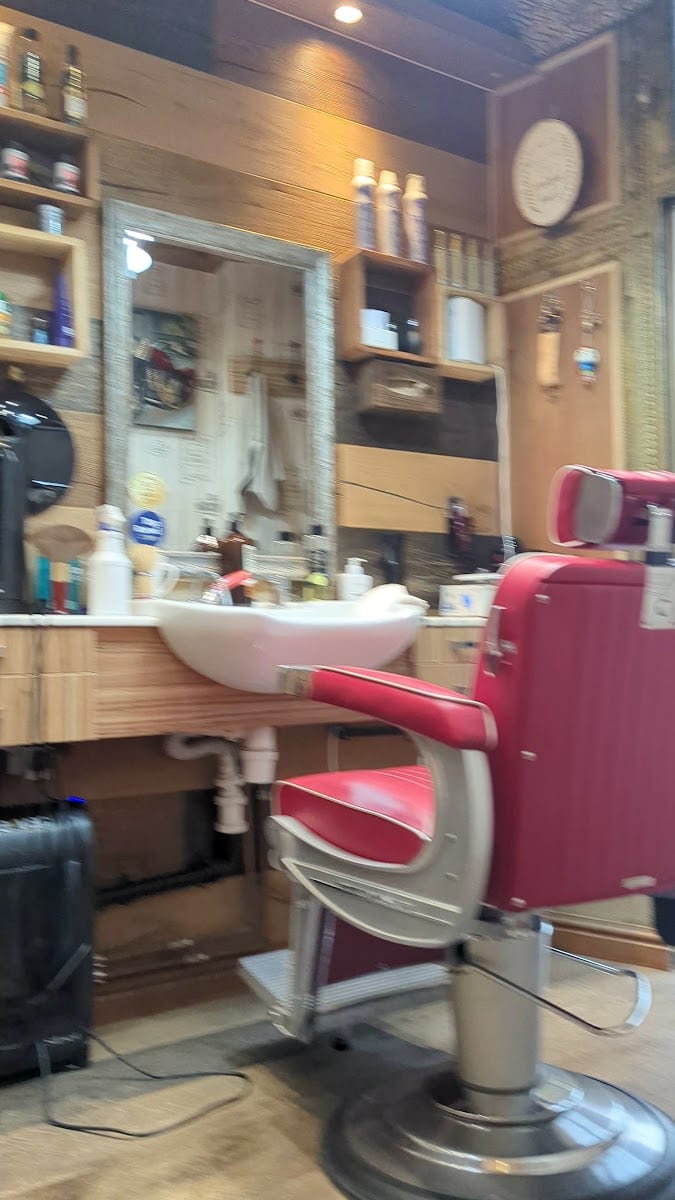 PASHA Barbers, Bank, photo 3