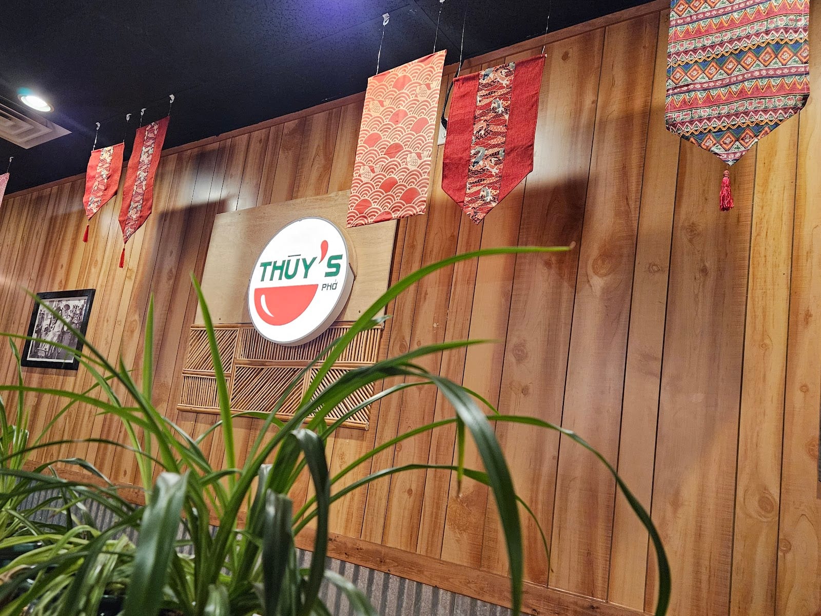 Thuy's Pho