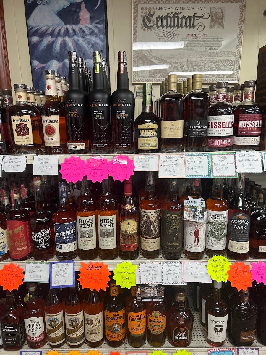 Pinkey's West Street Liquors, photo 3