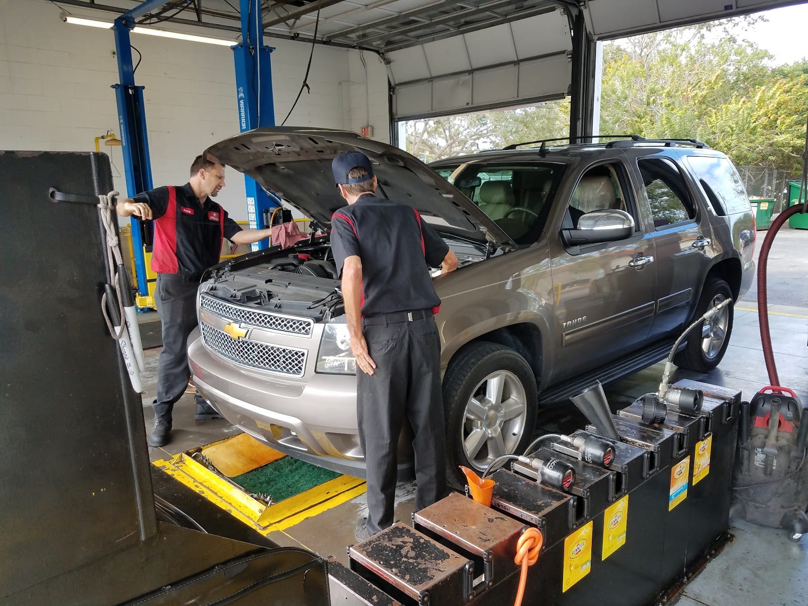 Jiffy Lube Oil Change, photo 4