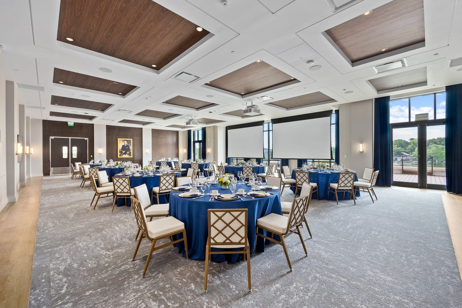 Fluegel Alumni Center