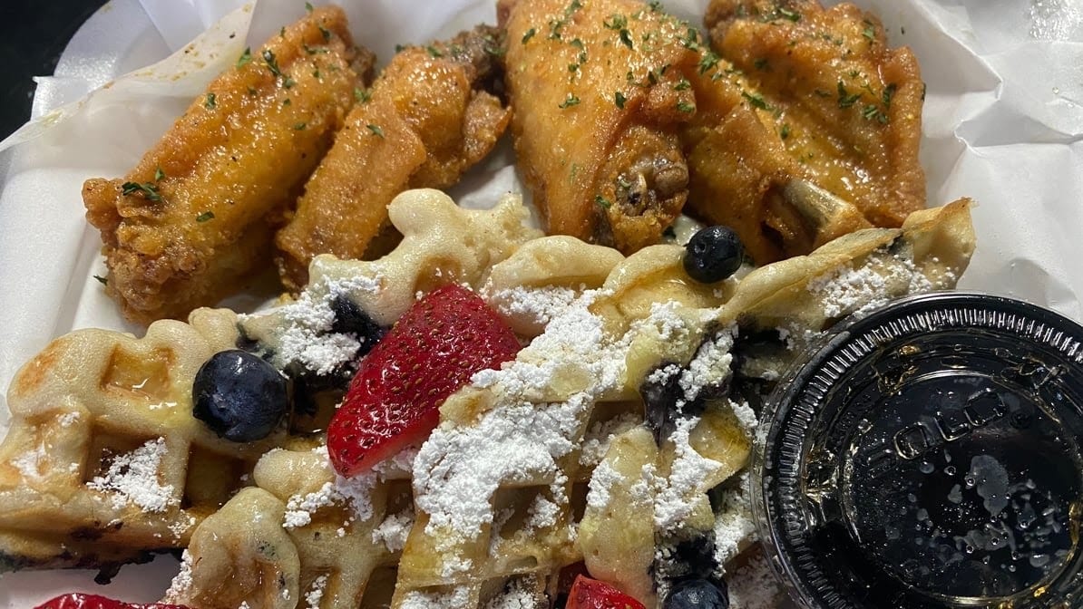 HoneyBee | Daiquiri Bar & Eatery, photo 2
