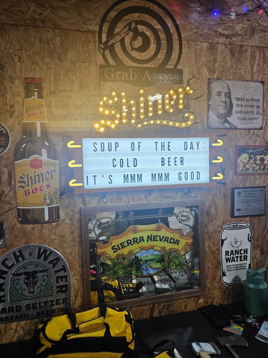 Grab Axxes Self-Pour Draft Haus & Eats, photo 4