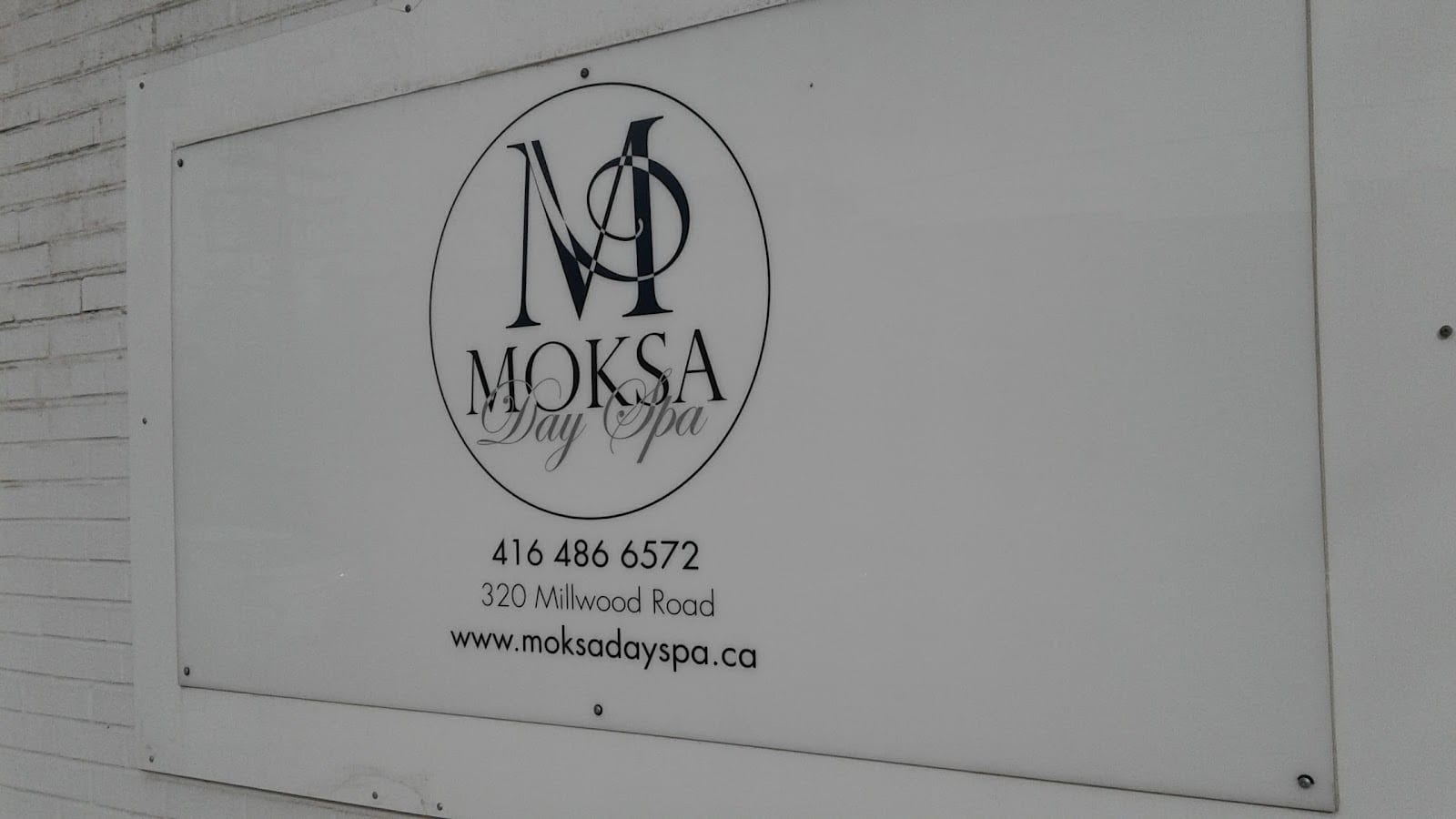 Moksa day spa
