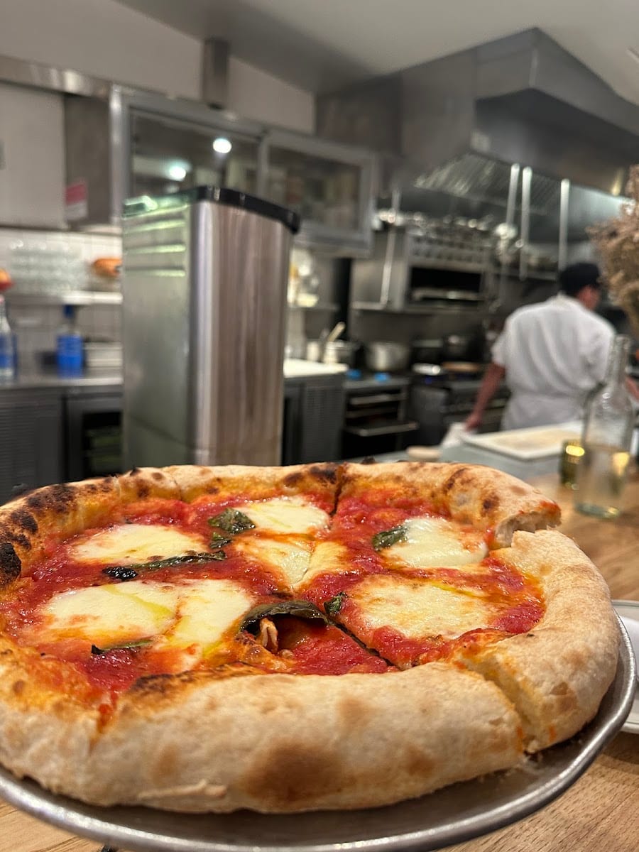 Pizzeria Delfina