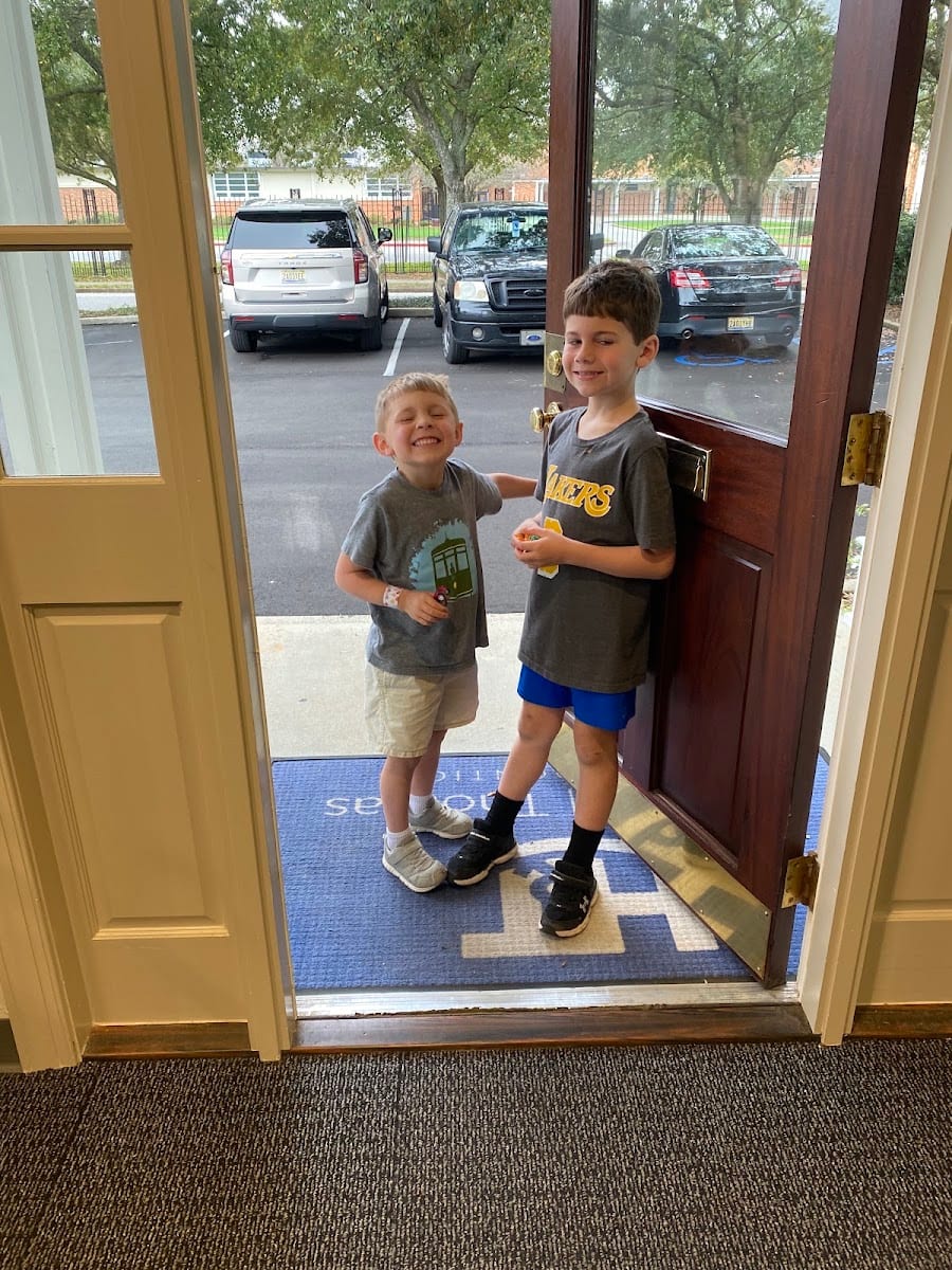 Harvey and Thomas Orthodontics - Saraland