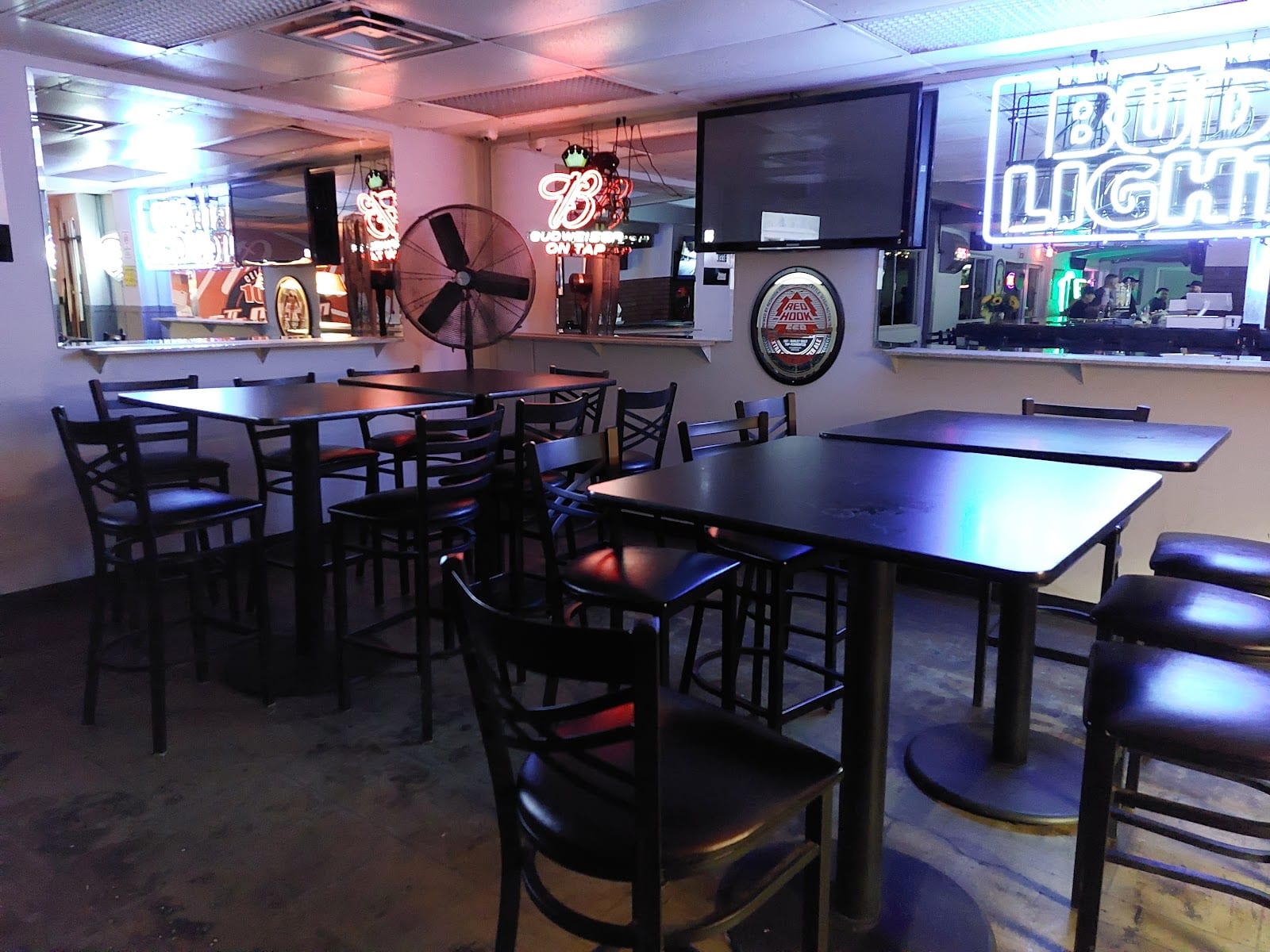 The Swig Bar, photo 3