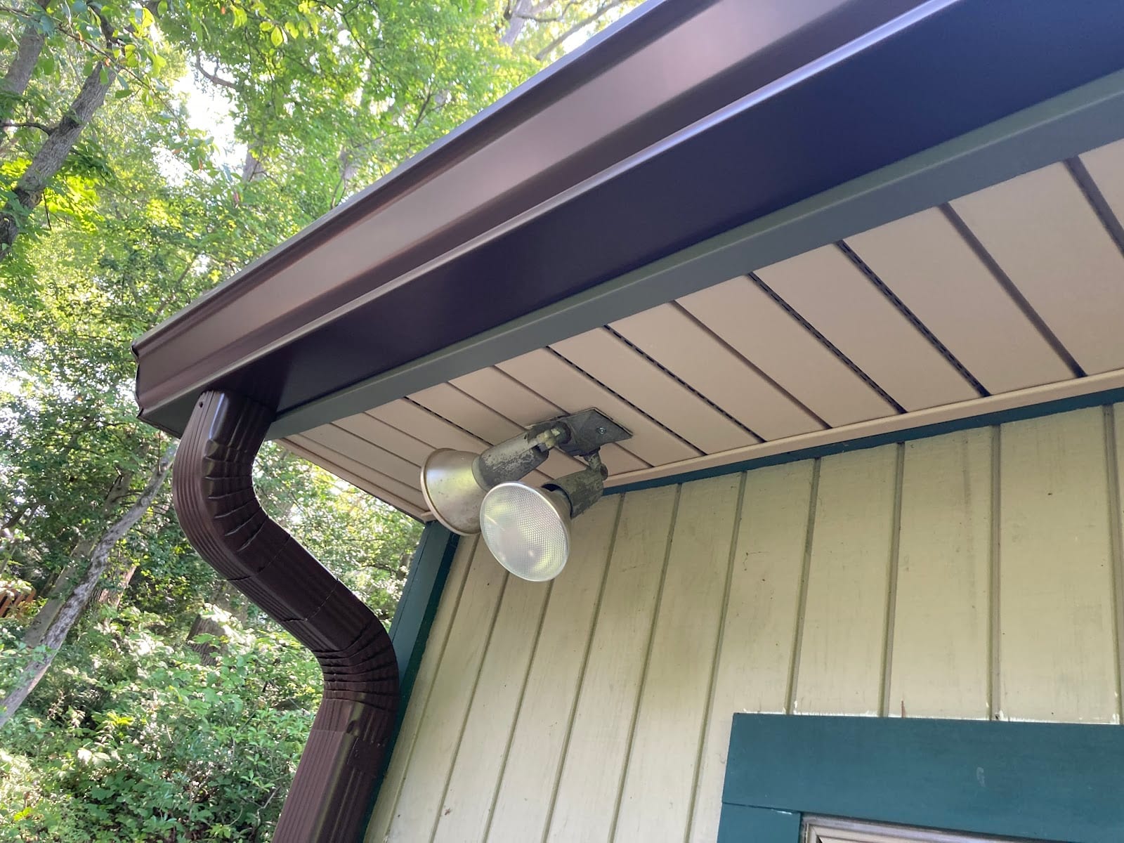 Aerotech Gutter Service of Metro DC