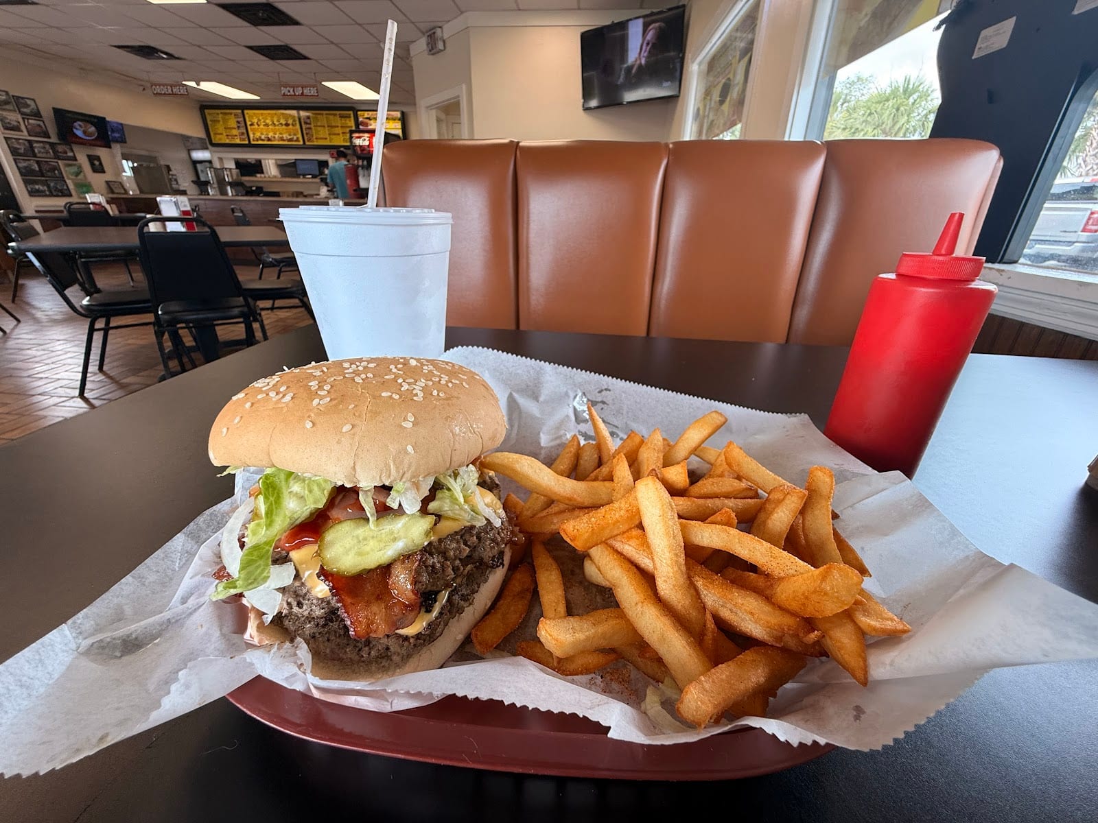 Famous Sandwiches & Subs Blanding Blvd, photo 3