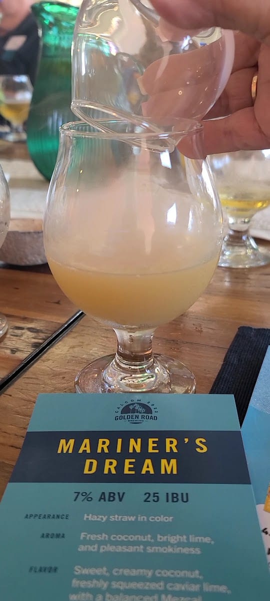 Golden Road Brewing Huntington Beach, photo 2