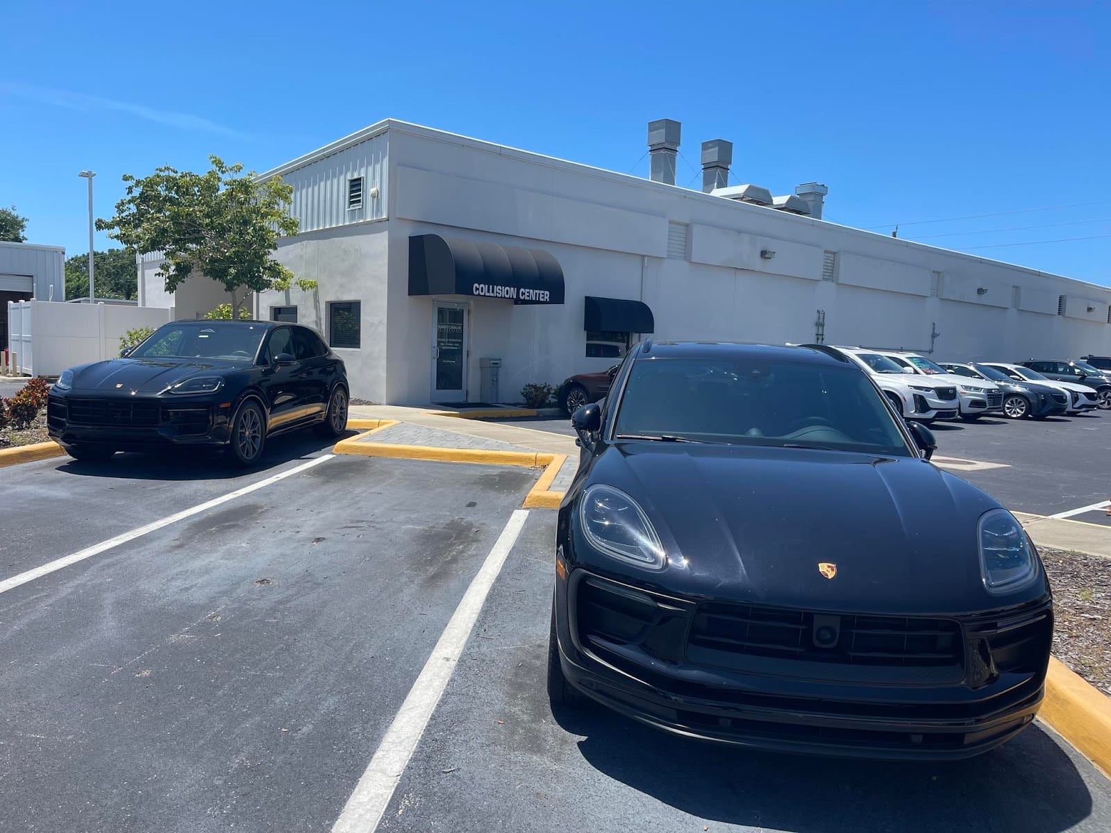 Collision Center at Sunset Cadillac of Sarasota