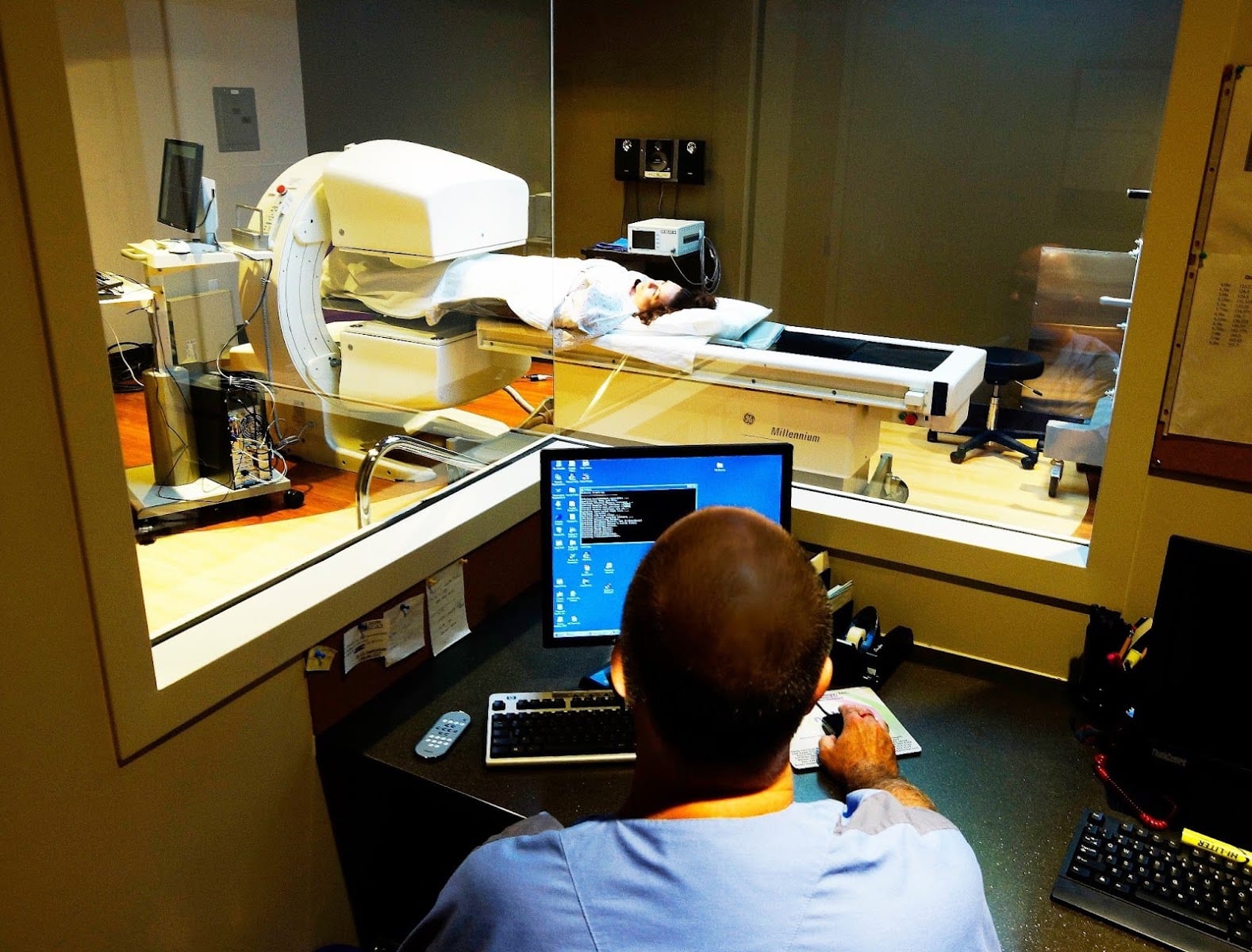 SMIL Southwest Medical Imaging -92ND ST. & MOUNTAIN VIEW - Desert Mountain Medical Plaza, photo 4