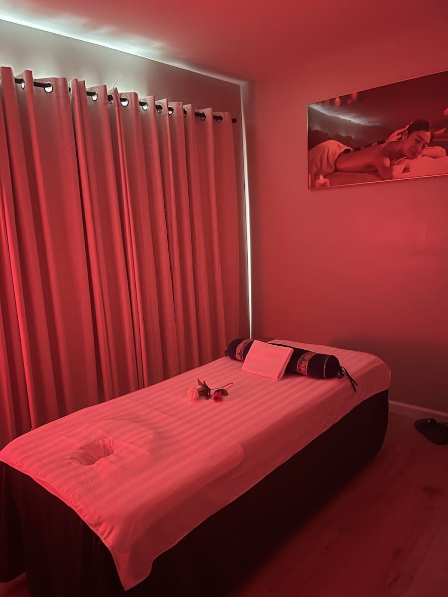 Maggie's Spa & Massage
