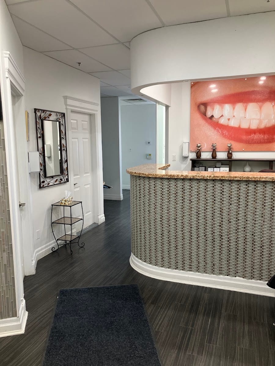 Elgin Mills & Yonge Dental Clinic, photo 2